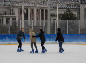 В каких тульских дворах зальют катки