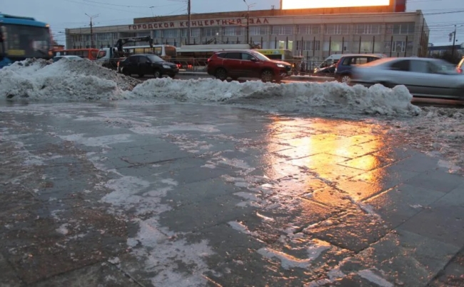 ÐÐ° ÑÐ»Ð¸ÑÐ°Ñ ÑÐºÐ¾Ð»ÑÐ·ÐºÐ¾. ÐÐ§Ð¡ Ð¿ÑÐµÐ´ÑÐ¿ÑÐµÐ¶Ð´Ð°ÐµÑ ÑÑÐ»ÑÐºÐ¾Ð²
