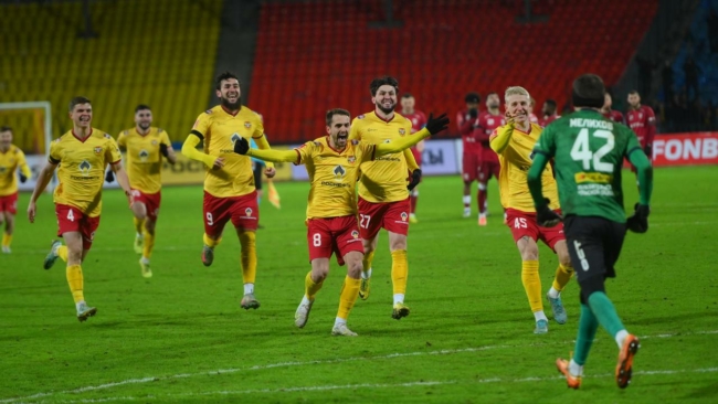 Â«ÐÑÑÐµÐ½Ð°Ð»Â» Ð²ÑÐ¸Ð³ÑÐ°Ð» ÑÐµÑÐ¸Ñ Ð¿ÐµÐ½Ð°Ð»ÑÑÐ¸ Ð¸ Ð²ÑÑÐµÐ» Ð²Ð¾ Ð²ÑÐ¾ÑÐ¾Ð¹ ÑÑÐ°Ð¿ 1/4 ÑÐ¸Ð½Ð°Ð»Ð° ÐÑÑÐ¸ ÑÐµÐ³Ð¸Ð¾Ð½Ð¾Ð² ÐÑÐ±ÐºÐ° Ð Ð¾ÑÑÐ¸Ð¸