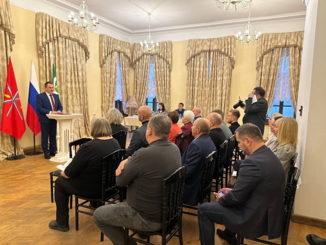 ÐÐ¸ÑÐ¸Ð»Ð» ÐÑÐ·Ð¾Ð² Ð¿ÑÐ¸ÑÑÑÐ¿Ð¸Ð» Ðº Ð¾Ð±ÑÐ·Ð°Ð½Ð½Ð¾ÑÑÑÐ¼ Ð³Ð»Ð°Ð²Ñ ÐÑÐ±ÐµÐ½ÑÐºÐ¾Ð³Ð¾ Ð¼ÑÐ½Ð¸ÑÐ¸Ð¿Ð°Ð»ÑÐ½Ð¾Ð³Ð¾ Ð¾ÐºÑÑÐ³Ð°