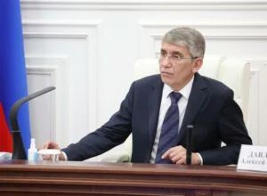 «Вы наполняете дом теплом и уютом». Дмитрий Миляев поздравил тулячек с Днем матери