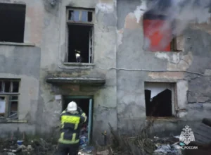 Две заброшки потушили тульские спасатели за сутки