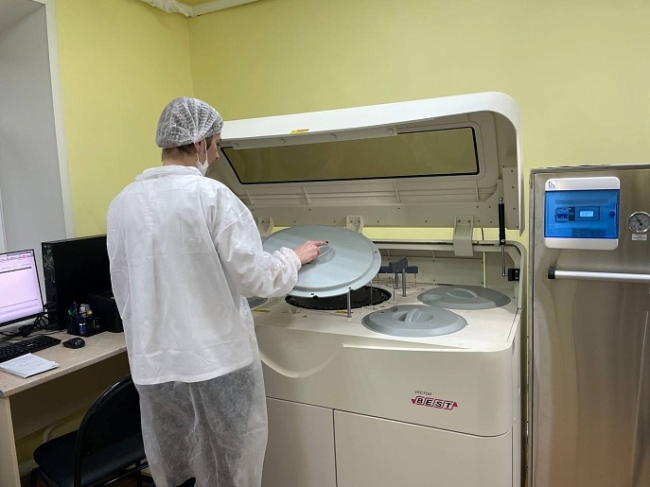 Ð Ð¢ÑÐ»Ðµ Ð¿Ð¾ÑÐ²Ð¸Ð»ÑÑ Ð¿ÑÐ¸Ð±Ð¾Ñ, Ð²ÑÐ´Ð°ÑÑÐ¸Ð¹ ÑÐµÐ·ÑÐ»ÑÑÐ°Ñ Ð°Ð½Ð°Ð»Ð¸Ð·Ð¾Ð² ÐºÐ°Ð¶Ð´ÑÑ Ð¼Ð¸Ð½ÑÑÑ