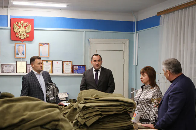 ÐÐ½Ð´ÑÐµÐ¹ ÐÑÐ±ÑÐ¾Ð²ÑÐºÐ¸Ð¹ Ð¿Ð¾ÑÐµÑÐ¸Ð» Ð²Ð¾Ð»Ð¾Ð½ÑÐµÑÑÐºÐ¸Ð¹ ÑÑÐ°Ð± Ð³ÑÑÐ¿Ð¿Ñ Â«ÐÑ Ð²Ð¼ÐµÑÑÐµ. ÐÐ¾Ð³Ð¾ÑÐ¾Ð´Ð¸ÑÐºÂ»