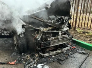 Ðе ÑÑпела поднÑÑÑÑÑ Ð´Ð¾Ð¼Ð¾Ð¹ â загоÑелÑÑ Opel на ÑлиÑе ÐиÑ
еева Ðе ÑÑпела поднÑÑÑÑÑ Ð´Ð¾Ð¼Ð¾Ð¹ â загоÑелÑÑ Opel на ÑлиÑе ÐиÑ
еева