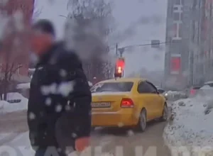 ТÑлÑка ÑпаÑла бдиÑелÑноÑÑÑ: ÑакÑиÑÑ Ð¿ÑоÑкоÑил пеÑекÑеÑÑок на кÑаÑнÑй по вÑÑÑеÑной полоÑе ТÑлÑка ÑпаÑла бдиÑелÑноÑÑÑ: ÑакÑиÑÑ Ð¿ÑоÑкоÑил пеÑекÑеÑÑок на кÑаÑнÑй по вÑÑÑеÑной полоÑе