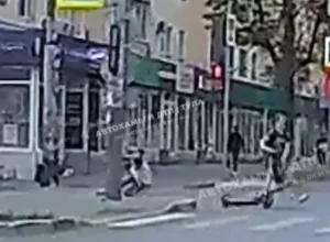 Ðа пеÑекÑеÑÑке ÐеÑвомайÑкой и ÐнгелÑÑа ÑамокаÑÑик Ñбил ÑÑлÑÑÐºÑ Ðа пеÑекÑеÑÑке ÐеÑвомайÑкой и ÐнгелÑÑа ÑамокаÑÑик Ñбил ÑÑлÑÑкÑ
