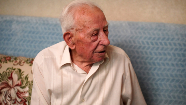 Ðадалка Ñказала мне: «ÐÑоживеÑÑ Ð´Ð¾Ð»Ð³Ð¾, но инÑеÑеÑно». ÐеÑеÑан ÐиÑ
аил ÐаÑÑÑÑков â о жизни, войне и ÐовомоÑковÑке Ðадалка Ñказала мне: «ÐÑоживеÑÑ Ð´Ð¾Ð»Ð³Ð¾, но инÑеÑеÑно». ÐеÑеÑан ÐиÑ
аил ÐаÑÑÑÑков â о жизни, войне и ÐовомоÑковÑке