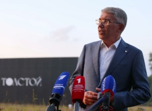 ÐмиÑÑий ÐилÑев: «Ðод Ð¾Ñ Ð³Ð¾Ð´Ð° ÑеÑÑÐ¸Ð²Ð°Ð»Ñ Â«Ð¢Ð¾Ð»ÑÑой» набиÑÐ°ÐµÑ Ð¾Ð±Ð¾ÑоÑÑ» ÐмиÑÑий ÐилÑев: «Ðод Ð¾Ñ Ð³Ð¾Ð´Ð° ÑеÑÑÐ¸Ð²Ð°Ð»Ñ Â«Ð¢Ð¾Ð»ÑÑой» набиÑÐ°ÐµÑ Ð¾Ð±Ð¾ÑоÑÑ»