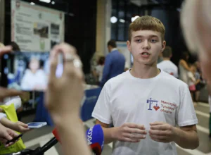 14-леÑний пÑедÑедаÑÐµÐ»Ñ Ð´ÐµÑÑкого ÑовеÑа ÑаÑÑказал о пÑоекÑе «ТеÑÑиÑоÑÐ¸Ñ Ñемейного ÑÑаÑÑÑÑ» 14-леÑний пÑедÑедаÑÐµÐ»Ñ Ð´ÐµÑÑкого ÑовеÑа ÑаÑÑказал о пÑоекÑе «ТеÑÑиÑоÑÐ¸Ñ Ñемейного ÑÑаÑÑÑÑ»