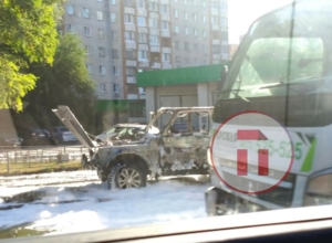 РТÑле на ÑлиÑе СÑаÑоникиÑÑкой доÑла ÑгоÑела «Ðива» РТÑле на ÑлиÑе СÑаÑоникиÑÑкой доÑла ÑгоÑела «Ðива»